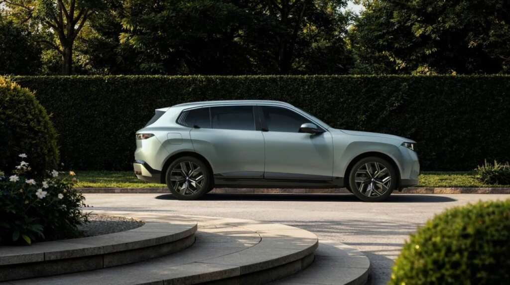 New BMW X5Li and iX5Li: 7 Series Luxury in an SUV for China