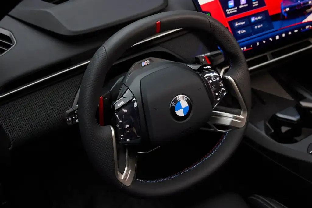 The New BMW 3 Series Is Here, and the M350 xDrive Still Has Six Cylinders