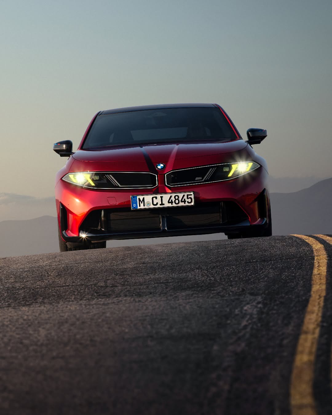 The New BMW 3 Series Is Here, and the M350 xDrive Still Has Six Cylinders