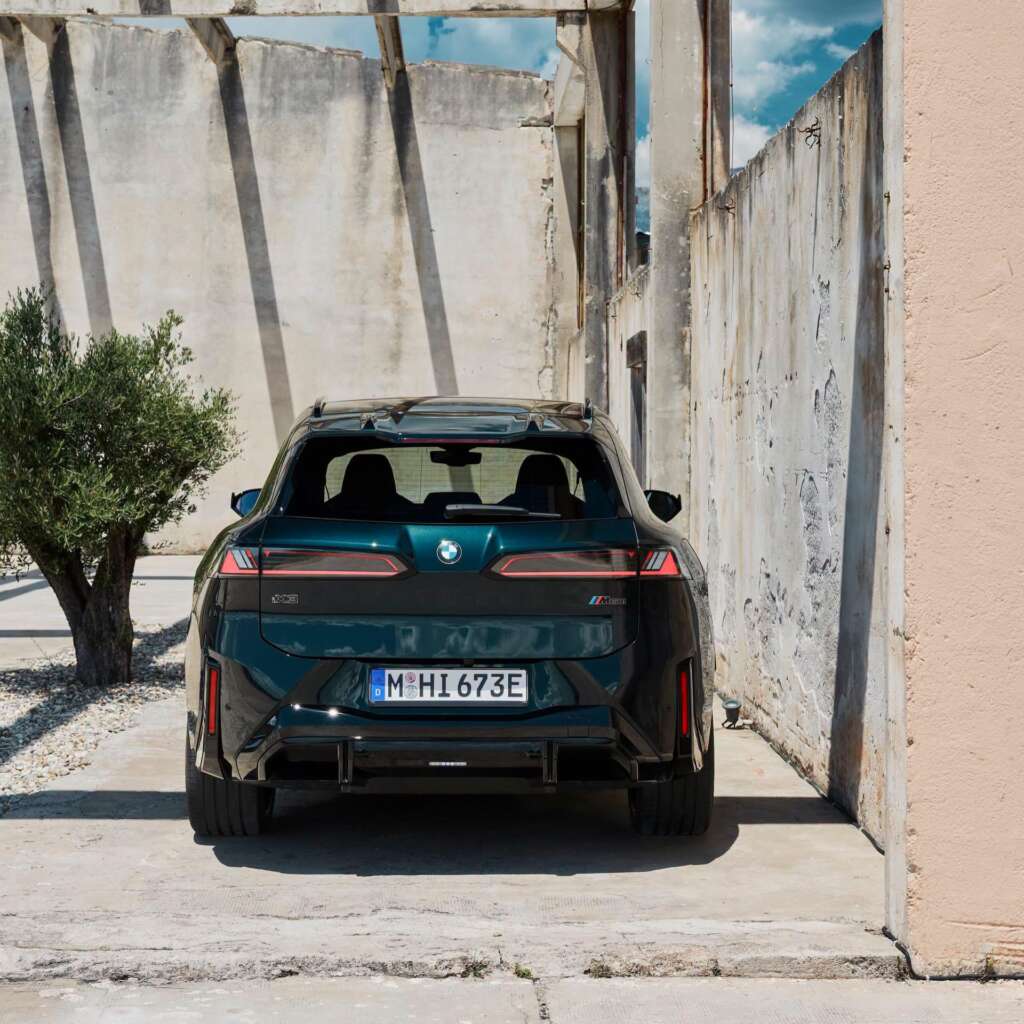 BMW iX3 M60 Has Arrived: 612 HP, 875 Nm and a 3.9-Second Sprint