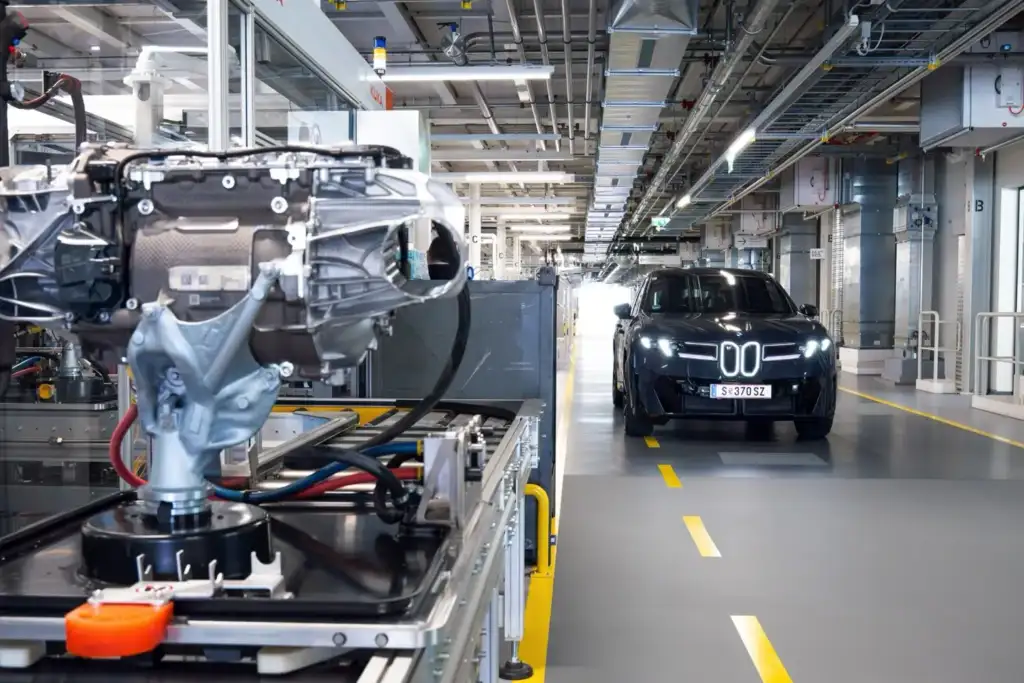 BMW Q3 2026 Report: iX3 Hits 100,000 Orders as China Sales Fall
