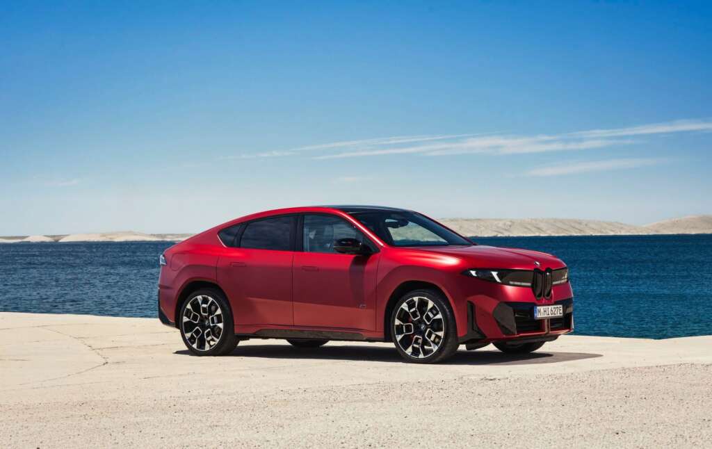 New BMW iX4 Revealed: Up to 828 km Range and 612 HP